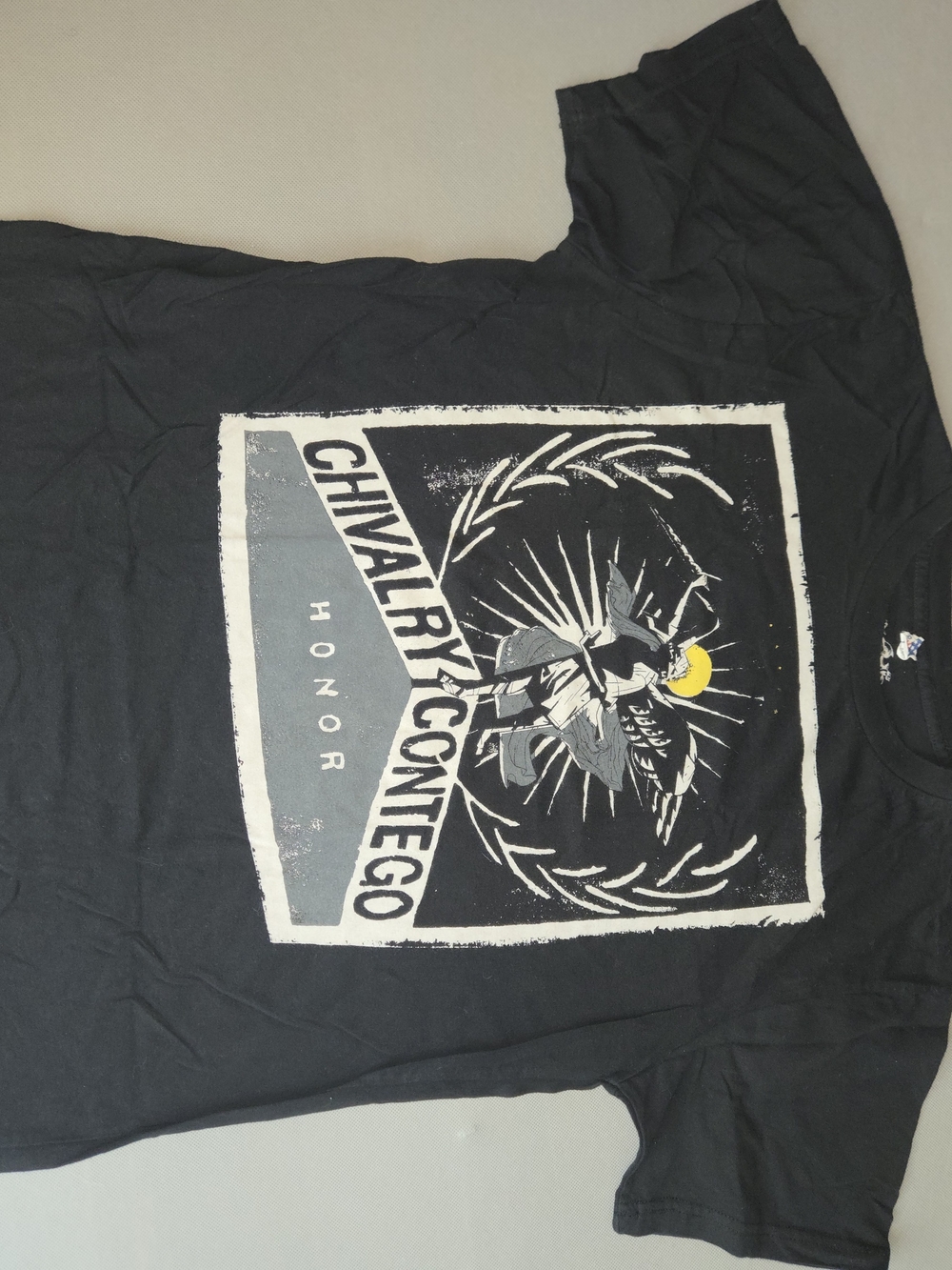 Chivalry Contego Honor Graphic T-Shirt Black Size M Made in USA Royal Apparel